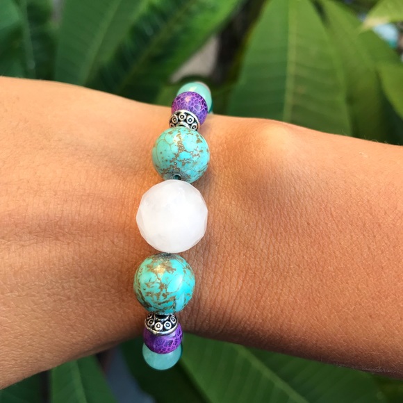 Jewelry - ❄️Inner healing & Peace❄️
